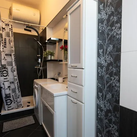 Apartment In Mit Klimaanlage, W-lan, Waschmaschine 905-2 *